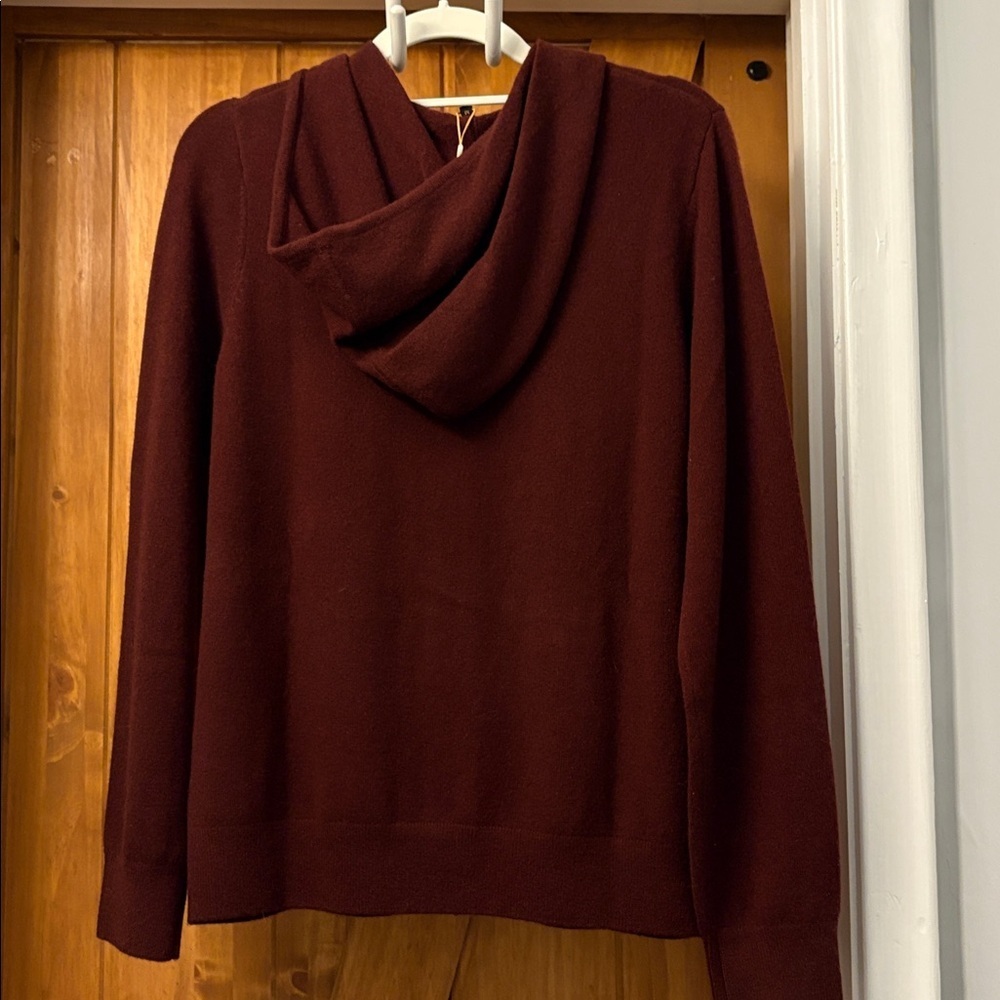 Quince Woman’s Mongolian Cashmere Full Zip Hoodie Burgundy Medium NWT - Picture 5 of 6